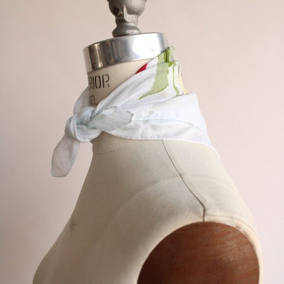 Vintage 1960s Scarf, Tulip Print Cotton Handkerchief - Picture 6 of 9